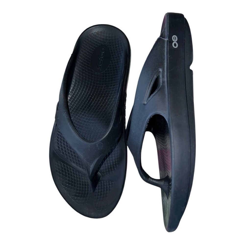 Oofos OOriginal black thong sandal M10/W12